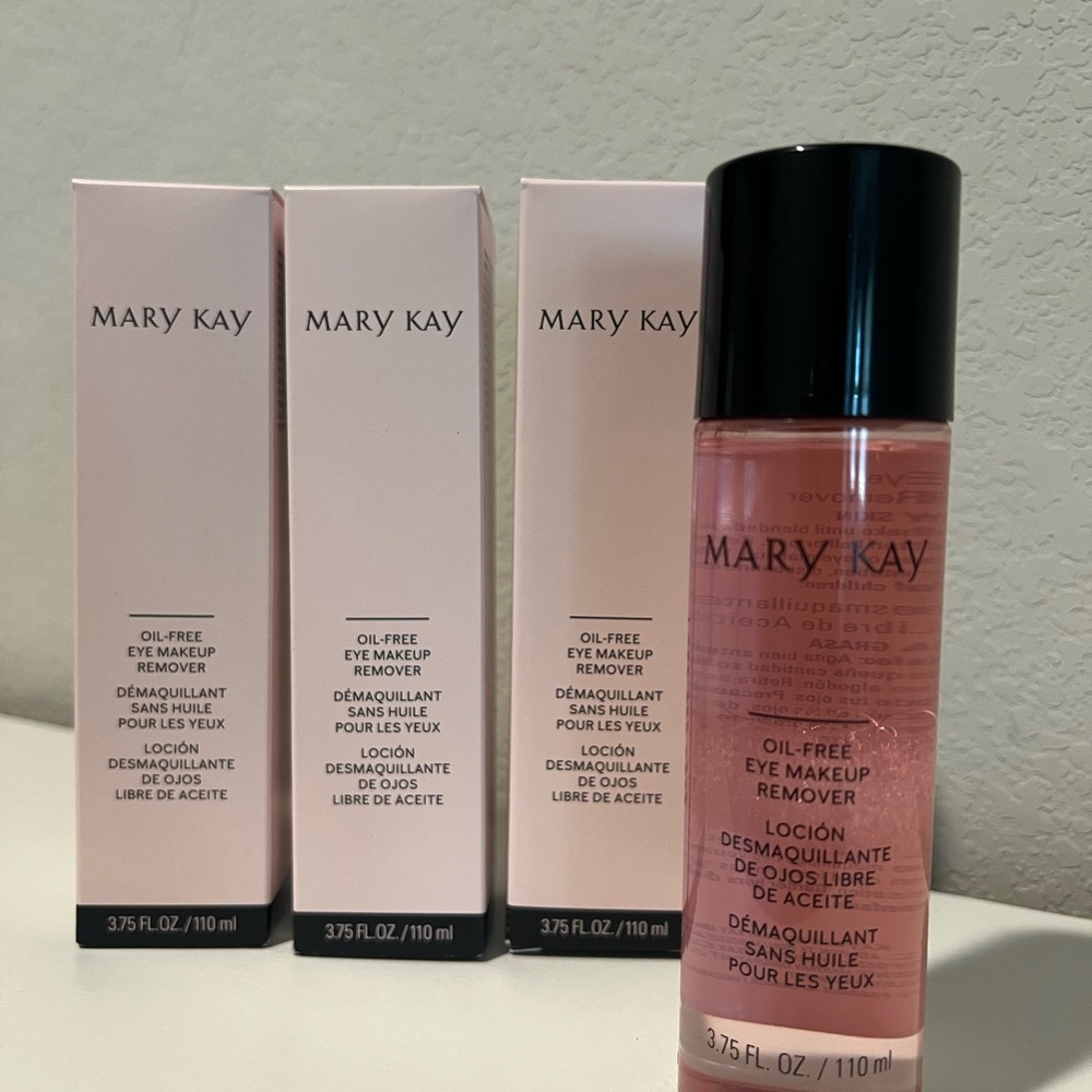Mary Kay Make up Remover - 3